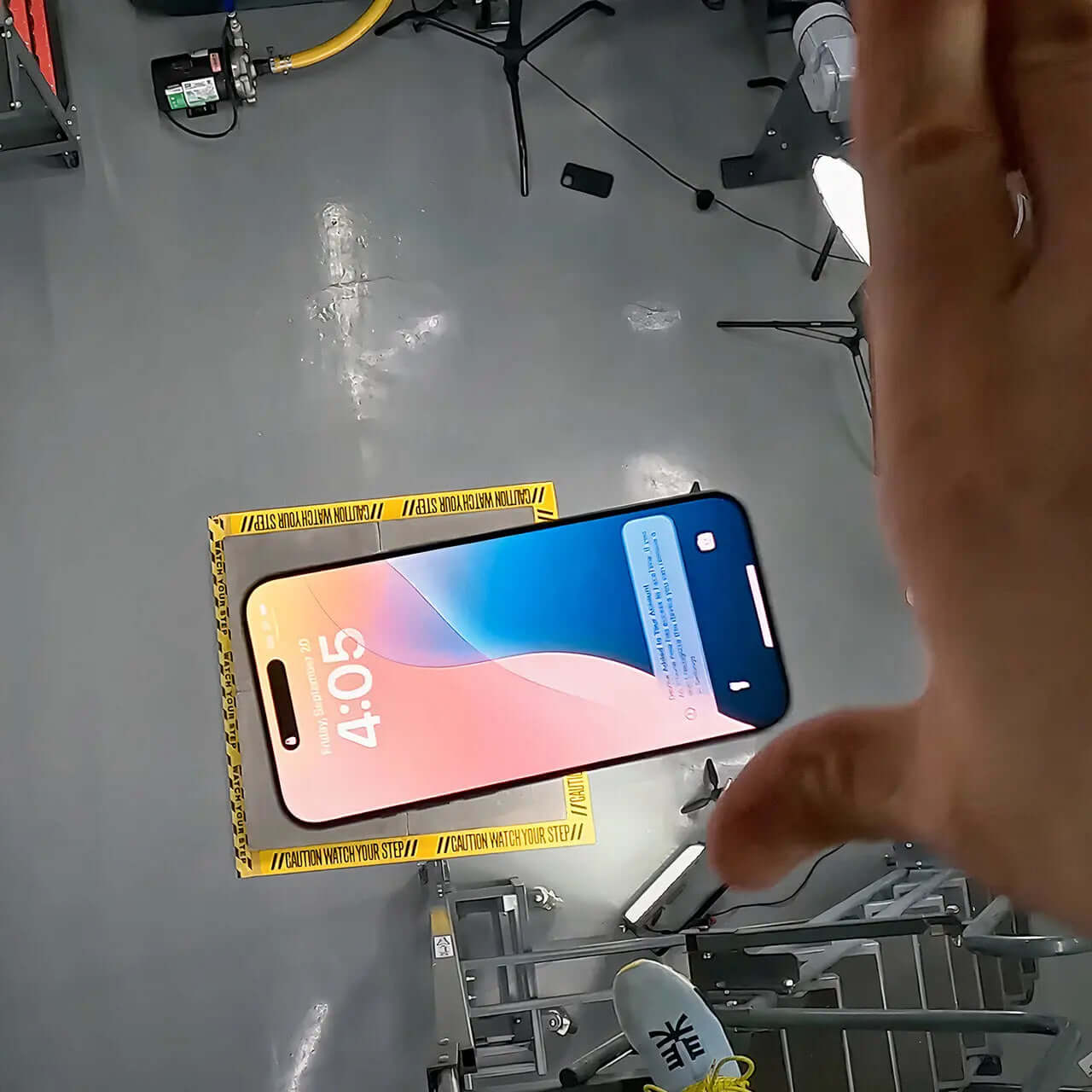 UltraVision AR Pro™ Screen Protector for Apple iPhone 16 - iPhone 16 screen protector Clear Lizard